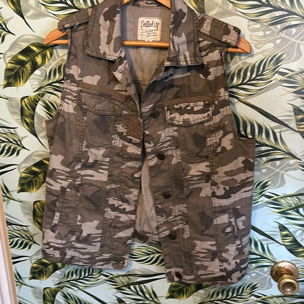 GG8 camo gray black dark green dolled up Xl extra large x-large